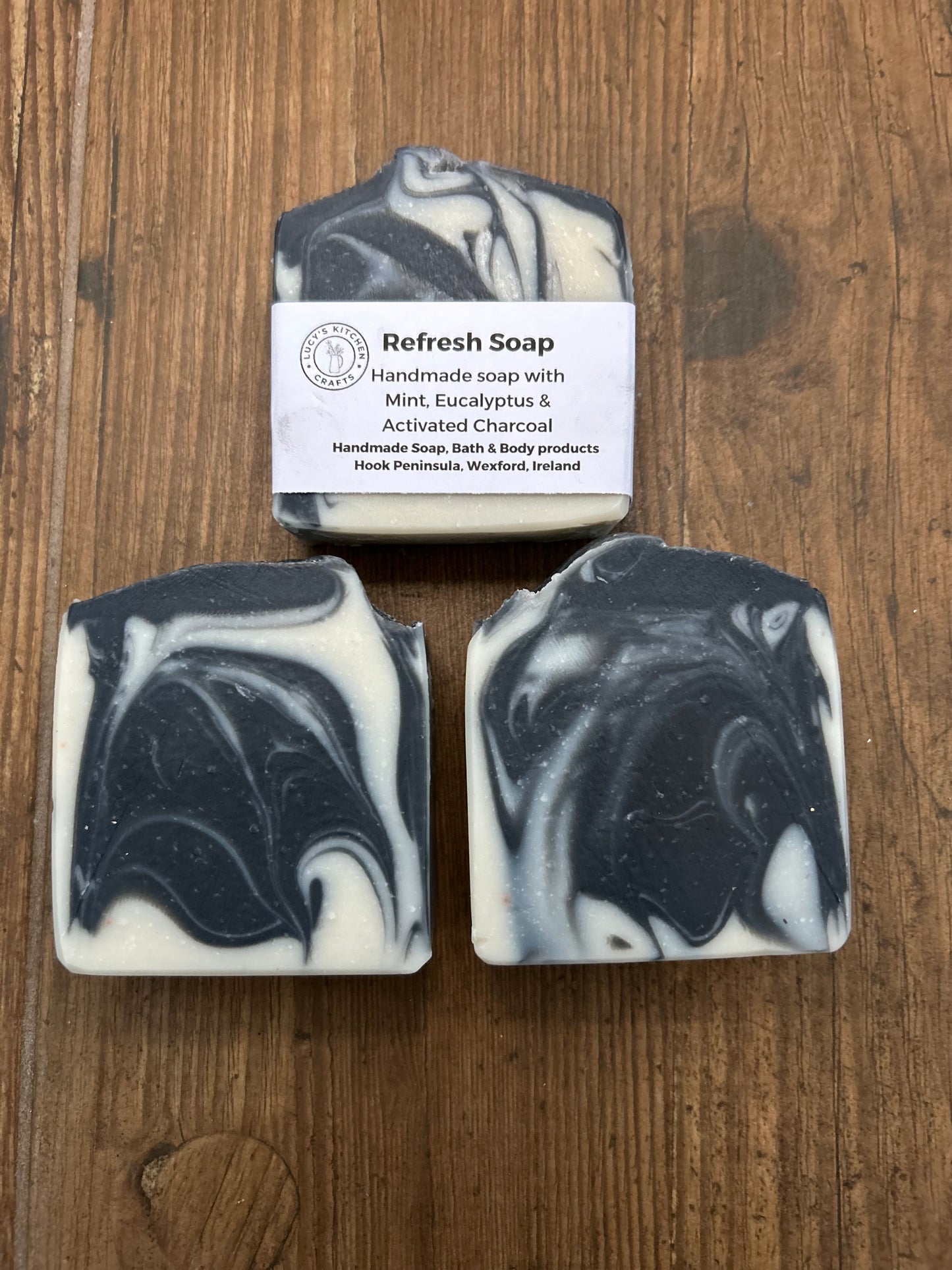 Refresh - Mint, Eucalyptus & Activated charcoal soap