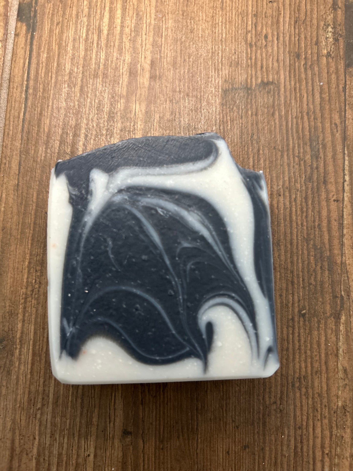 Refresh - Mint, Eucalyptus & Activated charcoal soap
