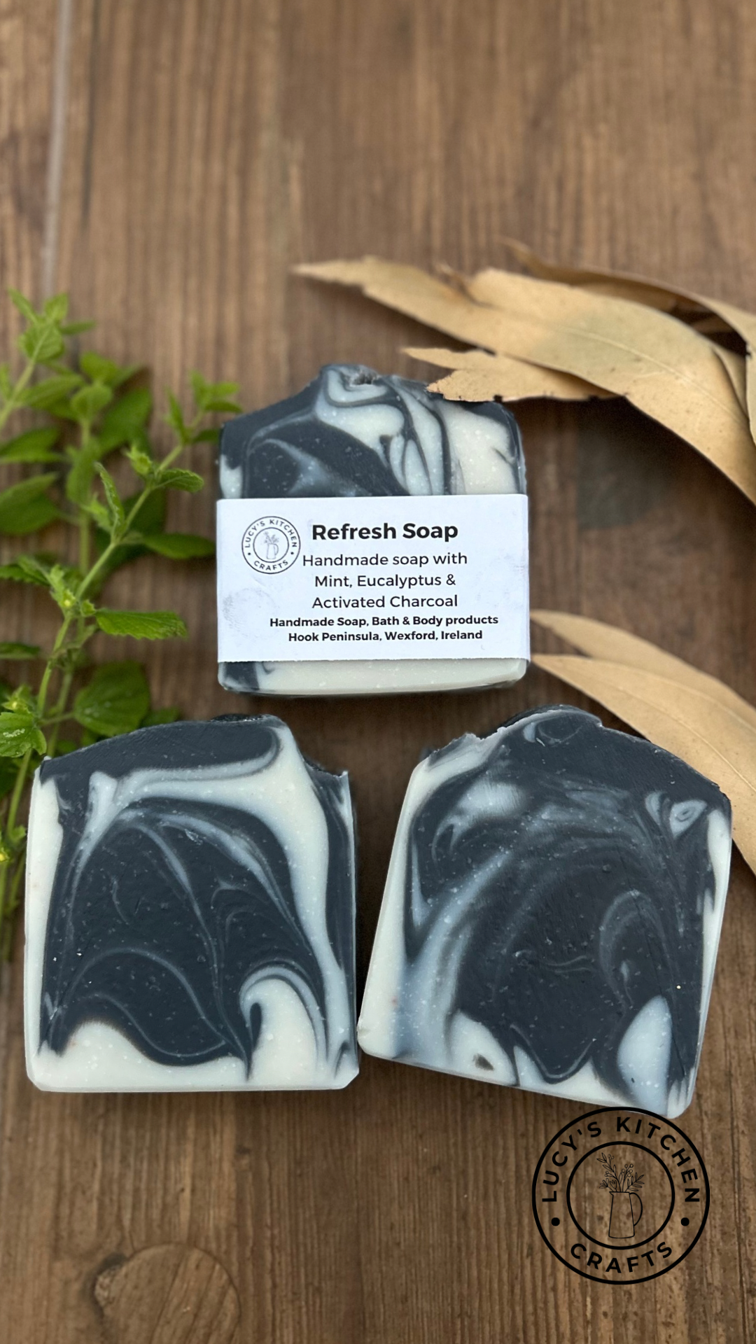 Refresh - Mint, Eucalyptus & Activated charcoal soap